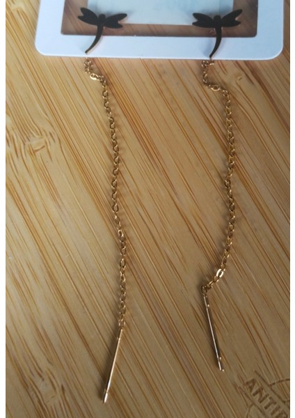 Gold Renk Metalik Figürlü Sallantılı Küpe