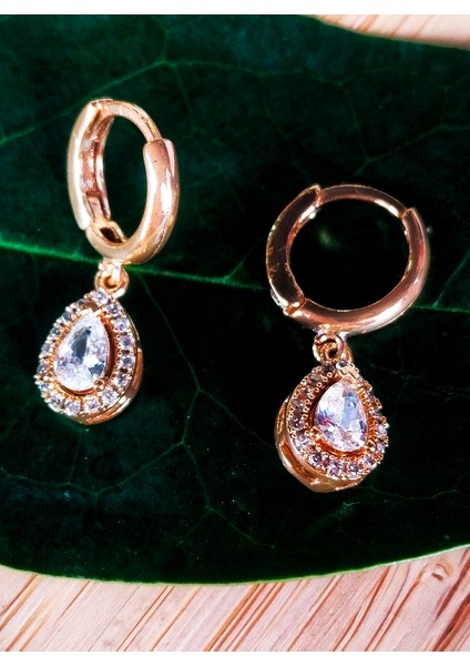 Gold Renk Lüks Gösterişli Figürlü Küpe fiyatları