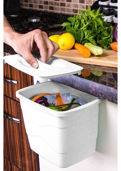 Beyaz Kapaklı Çöp Kovası, Dolap Kapağıyla Pratik ve Şık Tasarım