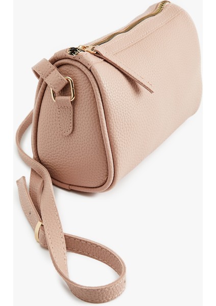 Fermuarlı Suni Deri Askılı Çapraz Çanta fiyatları