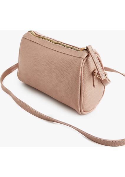 Fermuarlı Suni Deri Askılı Çapraz Çanta modelleri