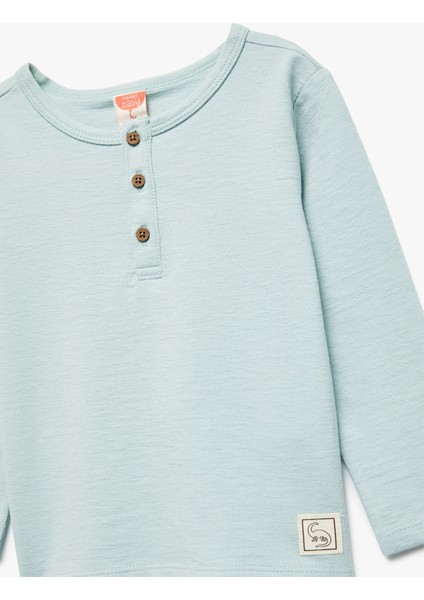 Pamuklu Uzun Kollu Düğmeli Tişört modelleri