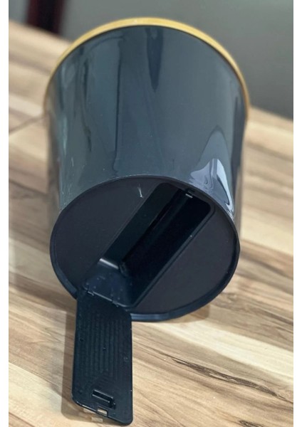 Pratik 6 Litre Siyah Çöp Kovası, Şık ve Kullanışlı Ev ve Ofis Için Ideal fiyatları