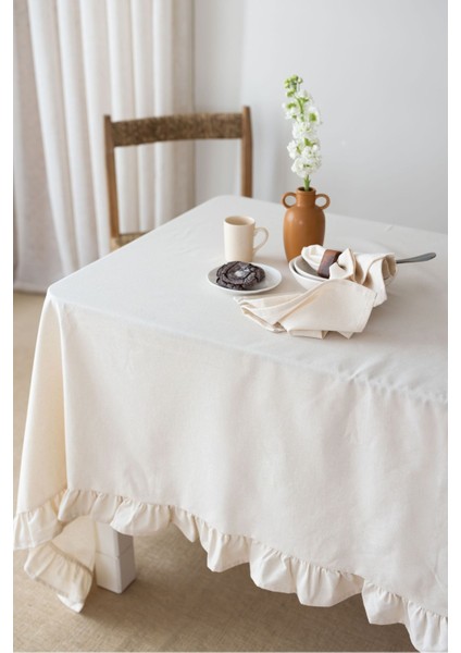 Keten Fırfırlı Bej Masa Örtüsü, Şık ve Zarif Dekorasyon Için Ideal Seçim