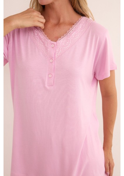 Yakası Dantel Detaylı Pijama Takımı