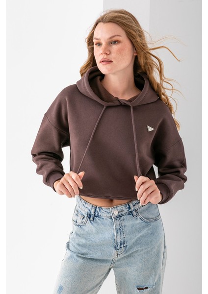 Kadın Kapüşonlu Fashion Aksesuarlı 3ip Crop Sweatshirt Kahverengi - 2667