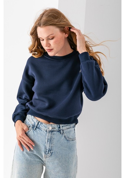 Kadın Bisiklet Yaka Kelebek Aksesuarlı 3ip Crop Sweatshirt Lacivert - 2670