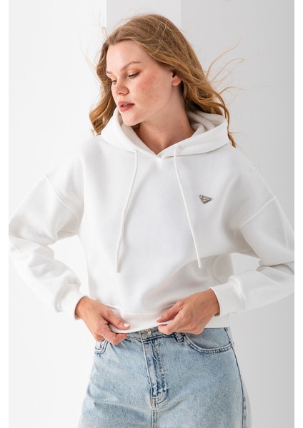 Kadın Kapüşonlu Fashion Aksesuarlı 3ip Crop Sweatshirt Beyaz - 2667 fırsatları