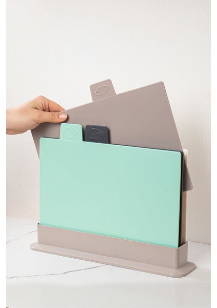 Çok Renkli 4'lü Çok Amaçlı Kesme Tahtası Seti fırsatları