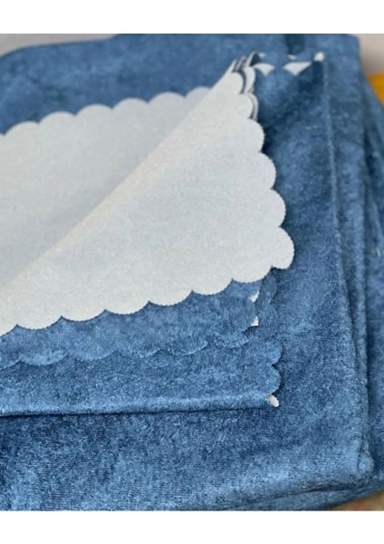 Mavi Gofraj Desenli Koltuk ve Kanepe Koruyucu, Kaymaz ve Leke Tutmaz Özellikli