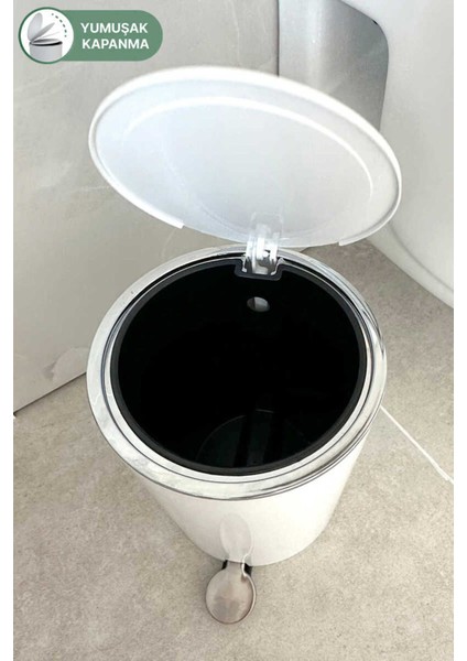 Şık Beyaz Pedallı Çöp Kovası, 5 Litre, Pratik ve Temiz Kullanım