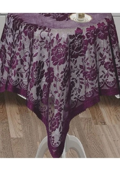 Mor Renkli Güllü Desenli Örme Fiskos Örtüsü, Şık ve Zarif Dekoratif Seçim. fiyatları