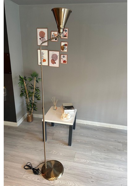 Modern Hareketli Metal Lambader, Oturma ve Çalışma Odası Için Şık Zemin Aydınlatması modelleri