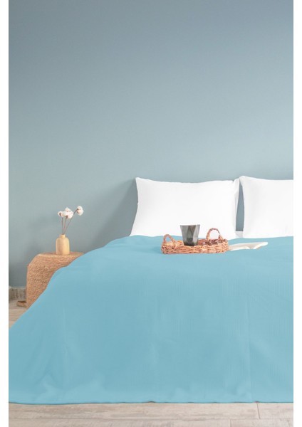 Mavi Dama Desenli Çift Kişilik Pike, 200X230 cm Rahat Uyku Konforu Sağlar