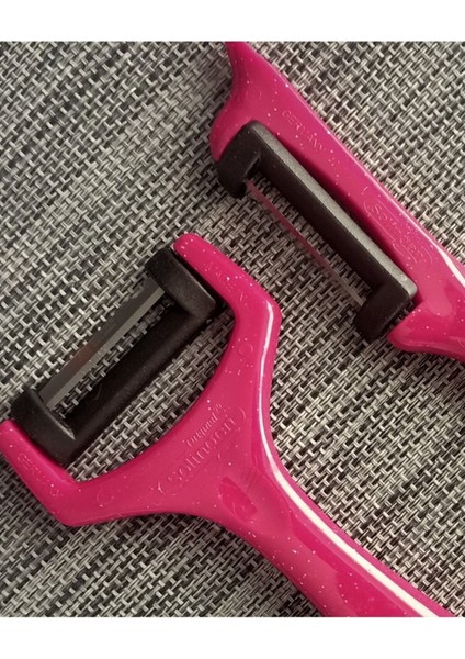 Pembe ve Bordo Yan ve Düz Soyacak Çift Seti, Pratik ve Şık Mutfak Gereci fiyatları