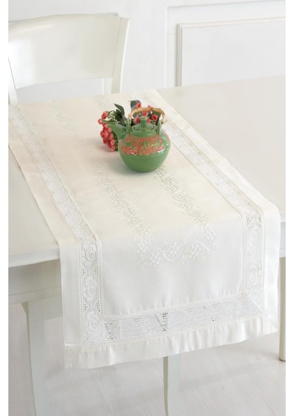 Krem Buldan Ipeği Dantelli Işlemeli 50X130 cm Şık Runner