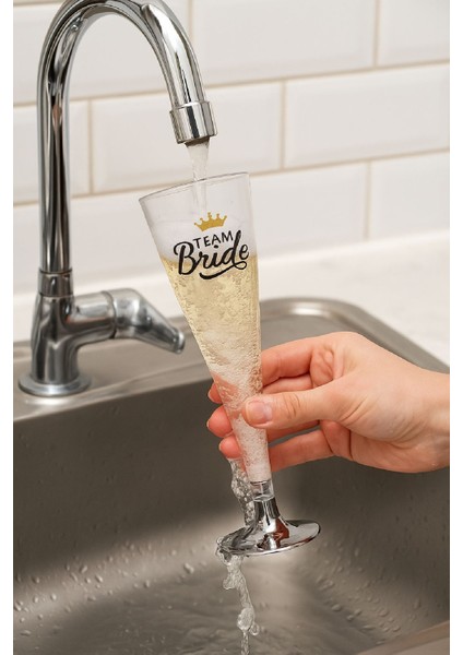 6'lı Gümüş Renkli Ayaklı Şampanya Kadeh Seti, Parti ve Kutlamalar Için Şık Tasarım