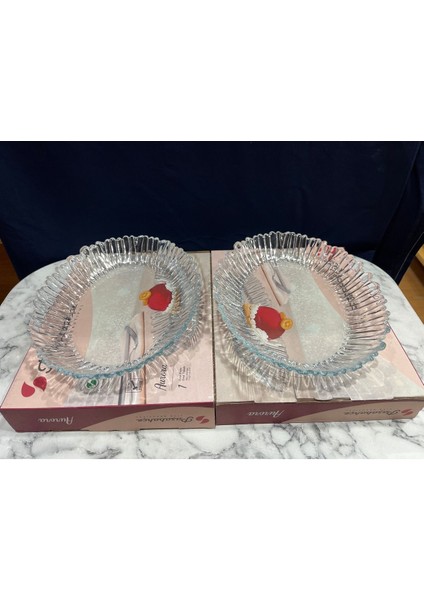 Şık Beyaz Oval Tabak 25X19CM, Çeşitli Kullanım Için Modern Tasarım fırsatları