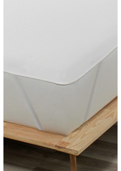 Pamuklu Köşe Lastikli Sıvı Geçirmez Bebek Yatağı Koruyucu 70X140