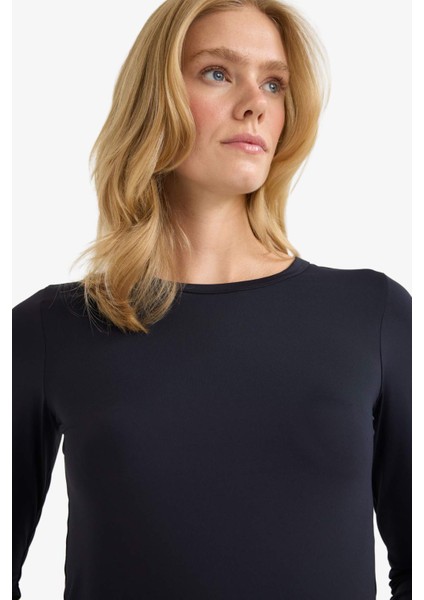 Slim Fit Dar Kesim Bisiklet Yaka Basic Düz Uzun Kollu Tişört D3756AX25AU indirimleri