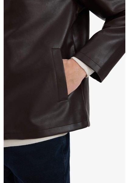 Regular Fit Gömlek Yaka Fermuarlı Cepli İç Cepli Mevsimlik Baharlık Suni Deri Ceket Mont E8888AX25AU indirimleri