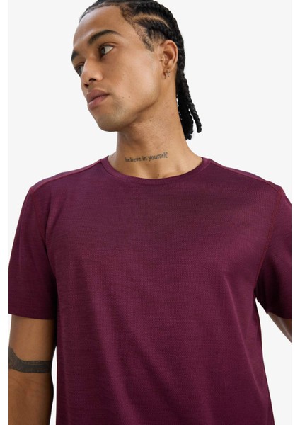 Fit Slim Fit Dar Kesim Hızlı Kuruyan Nefes Alabilen Esnek Kumaş Bisiklet Yaka Sporcu Kısa Kollu Tişört