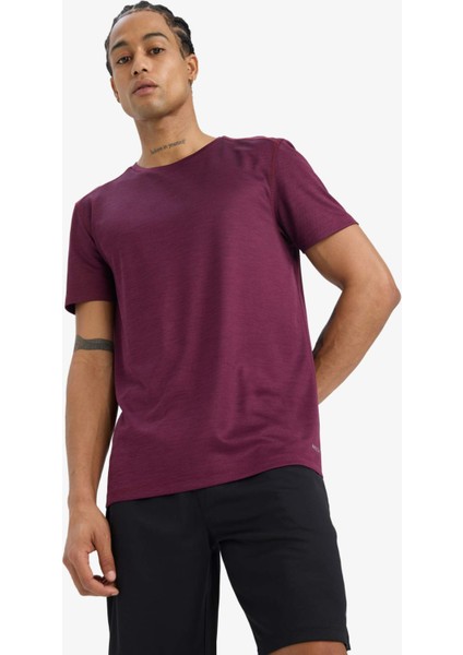 Fit Slim Fit Dar Kesim Hızlı Kuruyan Nefes Alabilen Esnek Kumaş Bisiklet Yaka Sporcu Kısa Kollu Tişört indirimleri