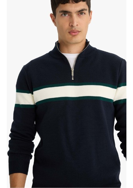 Standart Fit Dik Yaka Fermuarlı Renk Bloklu Triko Kazak Y4193AZ25WN fırsatları