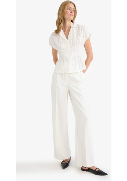 Fitted Ceket Yaka Puantiyeli Poplin Kısa Kollu Gömlek F9991AX25AU fiyatları