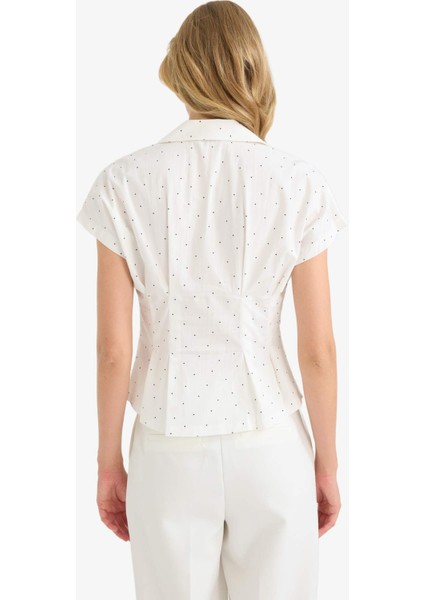 Fitted Ceket Yaka Puantiyeli Poplin Kısa Kollu Gömlek F9991AX25AU indirimleri