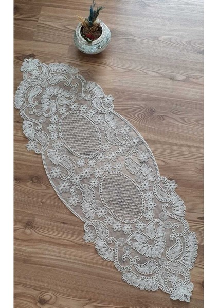 Bej Kordon Nakışlı Oval Runner, Şık ve Zarif Masa Dekorasyonu Parçası fiyatları