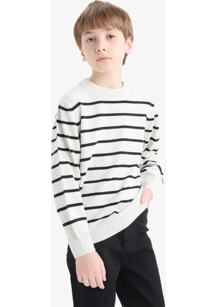 Erkek Çocuk Bisiklet Yaka Çizgili Triko Kazak F0962A825WN fırsatları