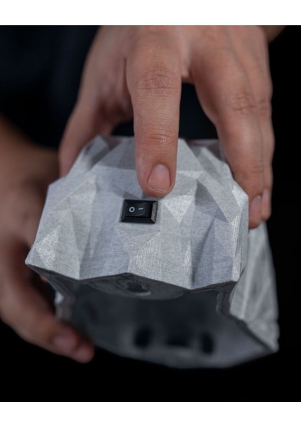 Beyaz Baykuş LED Gece Lambası 3D Duvar Süsü, Şık ve Işıltılı Dekorasyon Parçası