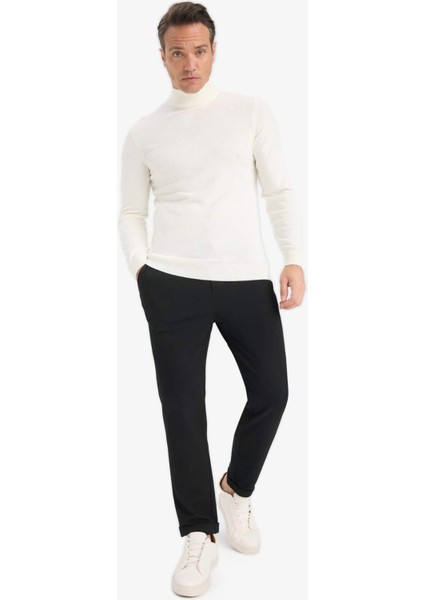 Jogger Fit Beli Bağcıklı Lastikli Esnek Kumaş Cepli Duble Paça Pantolon Y2651AZ25AU fiyatları