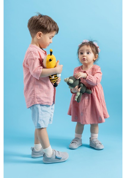 Smart Walker Casual Süper Mat Havalı Gri Barefoot Çocuk Ayakkabı fırsatları