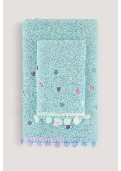 Yeşil Ponpon Nakışlı Havlu 30X50, Şık ve Yumuşak Dokunuşlu Günlük Kullanım. modelleri