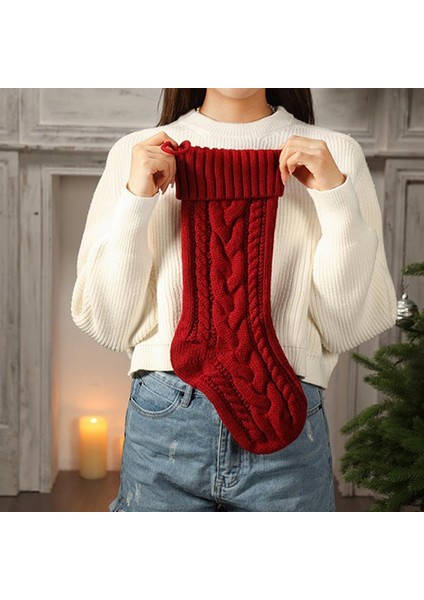 Aile Için Örme Noel Çorapları - Şömineye Asılan Kırmızı Çoraplar (Yurt Dışından) modelleri