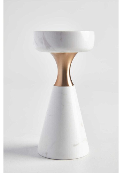 Beyaz Mermer Küçük Piramit Mumluk, Şık ve Zarif Dekor Ürünü