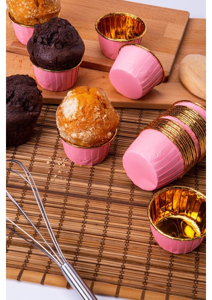 Pembe Parlak Karton 25'li Kek Kalıbı, Gold Kenar, Fırında Kullanım, 6.5x4 cm