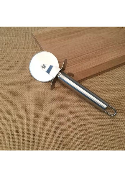 Paslanmaz Çelik 20.5 cm Büyük Boy Hamur ve Pizza Kesici Rulô