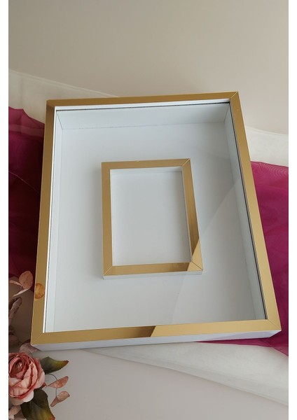 40X50 cm Beyaz-Altın Renkli Gül Temalı Fotoğraf Çerçevesi, Bölmeli, Ledsiz, Şık Tasarım fiyatları