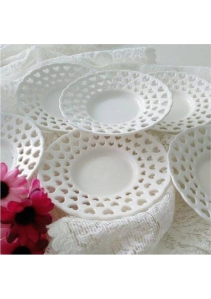 Pembe Veya Beyaz Plastik Çay Tabağı, Yerli Üretim, Şık ve Kullanışlı Tasarım