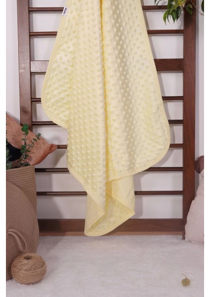 Renkli ve Yumuşak Bebek Battaniyesi, Sıcak ve Konforlu Kullanım Sağlar. fiyatları