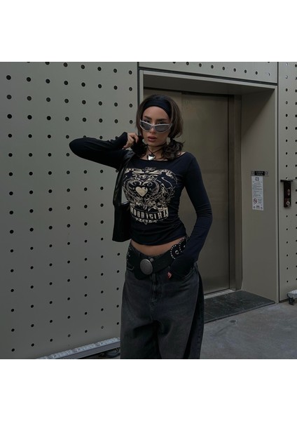 Siyah Vintage Moodygirl Omuz Açık Uzun Kollu Crop fiyatları