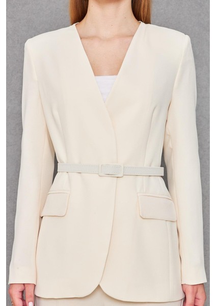 Kemerli V Yaka Takım Bej indirimleri