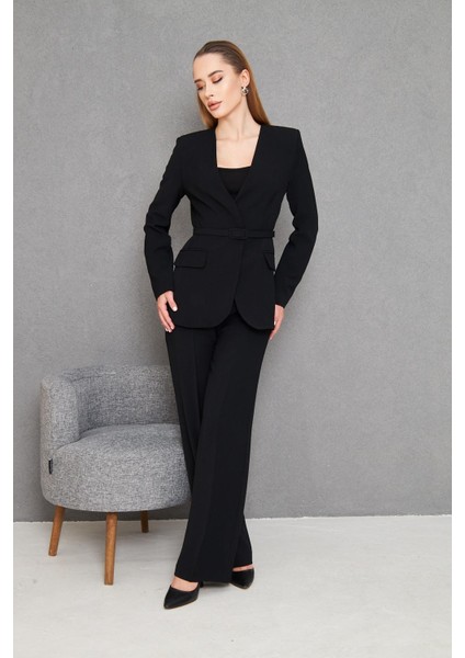 Kemerli V Yaka Takım Siyah fırsatları