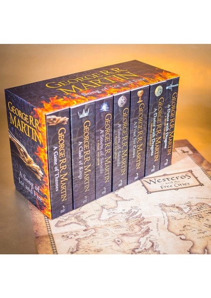 A Game Of Thrones: The Story Continues. 7 Volumes Boxed Set (A Song Of Ice And Fire) - George R. R. Martin