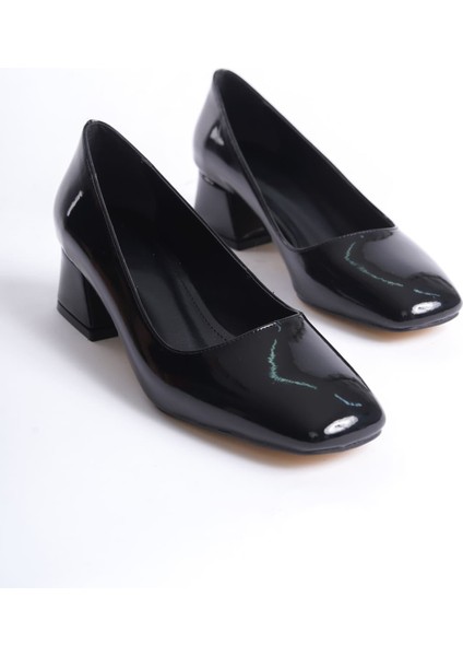 Clay Kadın Siyah Rugan Topuklu Ayakkabı
