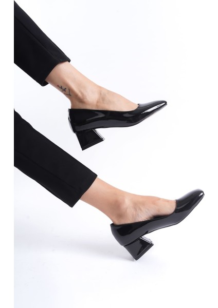 Clay Kadın Siyah Rugan Topuklu Ayakkabı modelleri