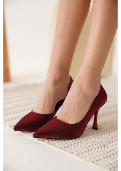 Angela Kadın Kırmızı Topuklu Ayakkabı fiyatları